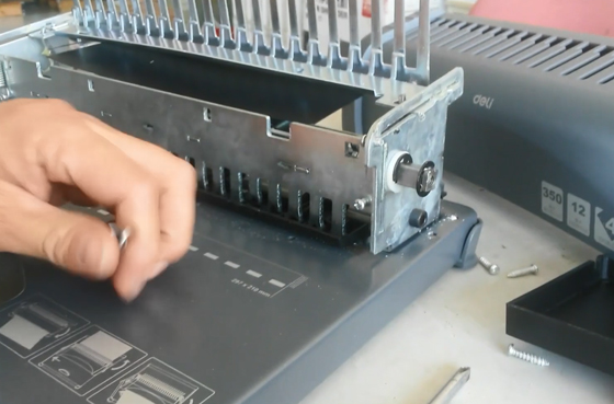 02 3871 Ersetzen Sie die Feder