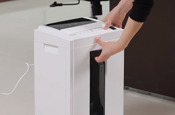 01 Deli ET051 Akten vernichter